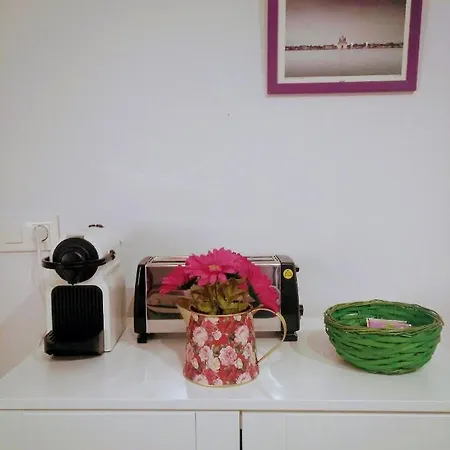 Junto Al Pilar Appartement Zaragoza Buitenkant foto